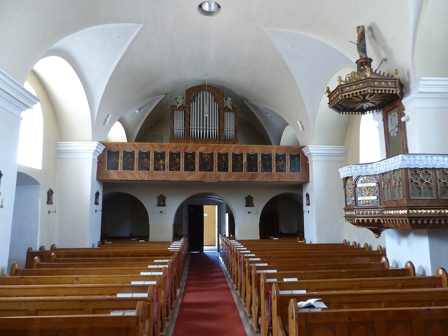 Langhaus, Blick zur Orgelempore